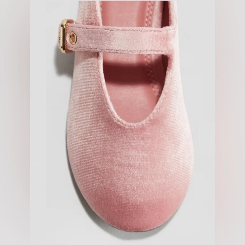 H&M Light Pink Velvet Mary Jane Shoes for Kids Size 13.5 - Picture 4 of 12